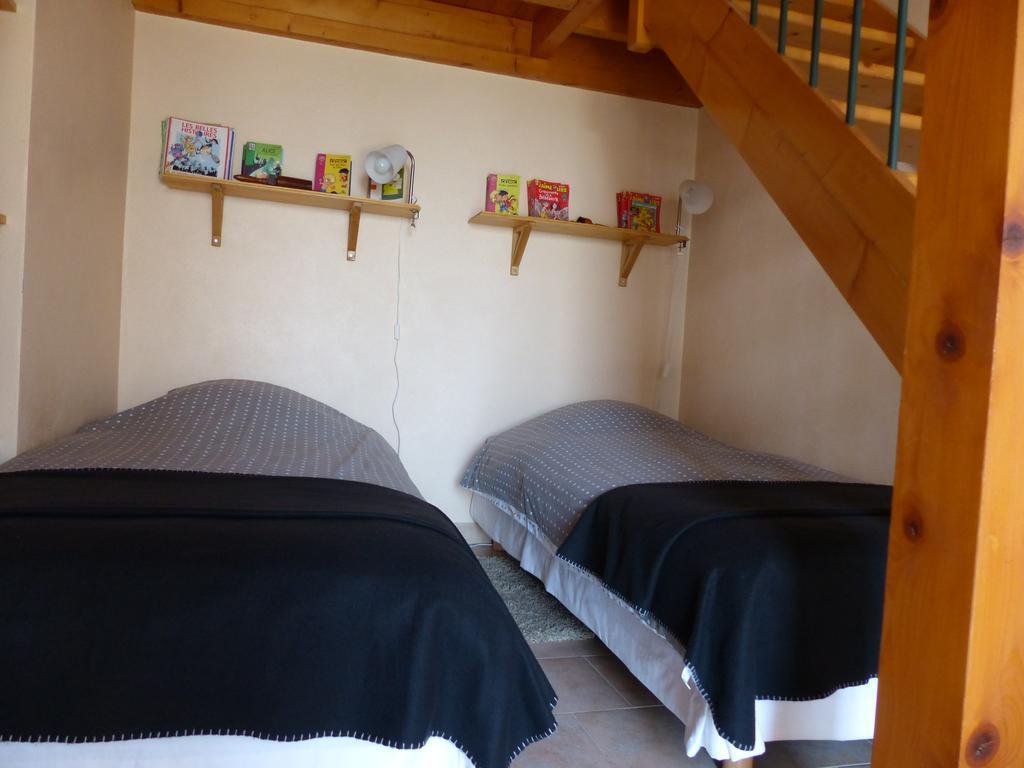 Les Amandiers Bed and Breakfast Calvisson Værelse billede